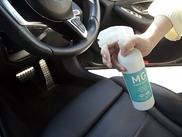 マジックガード　車内